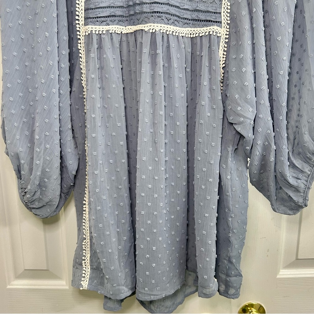 Umgee Blue Sheer Swiss Dot Lace Trim Balloon Sleeve Cottagecore Blouse Sz Medium - Picture 3 of 16